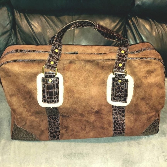 NWOT BATH & BODYWORKS XL BROWN OVERNIGHT BAG - Picture 9 of 16